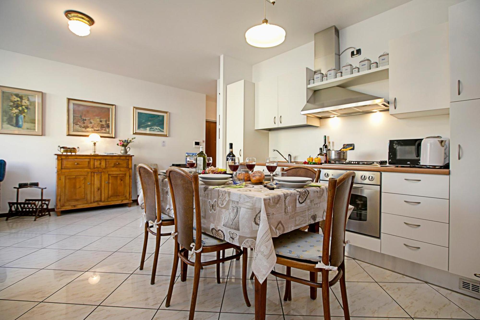Riva Centro Apartment - Happy Rentals Buitenkant foto
